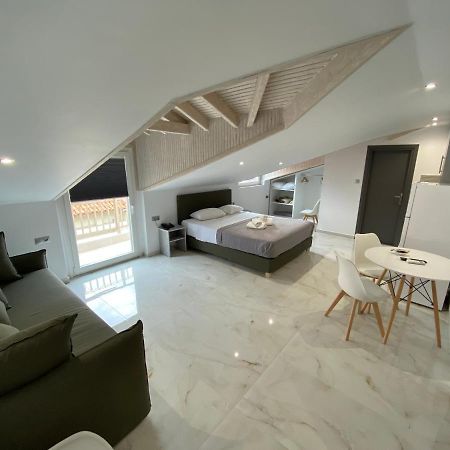 Hotel Almira Agía Triás Luaran gambar