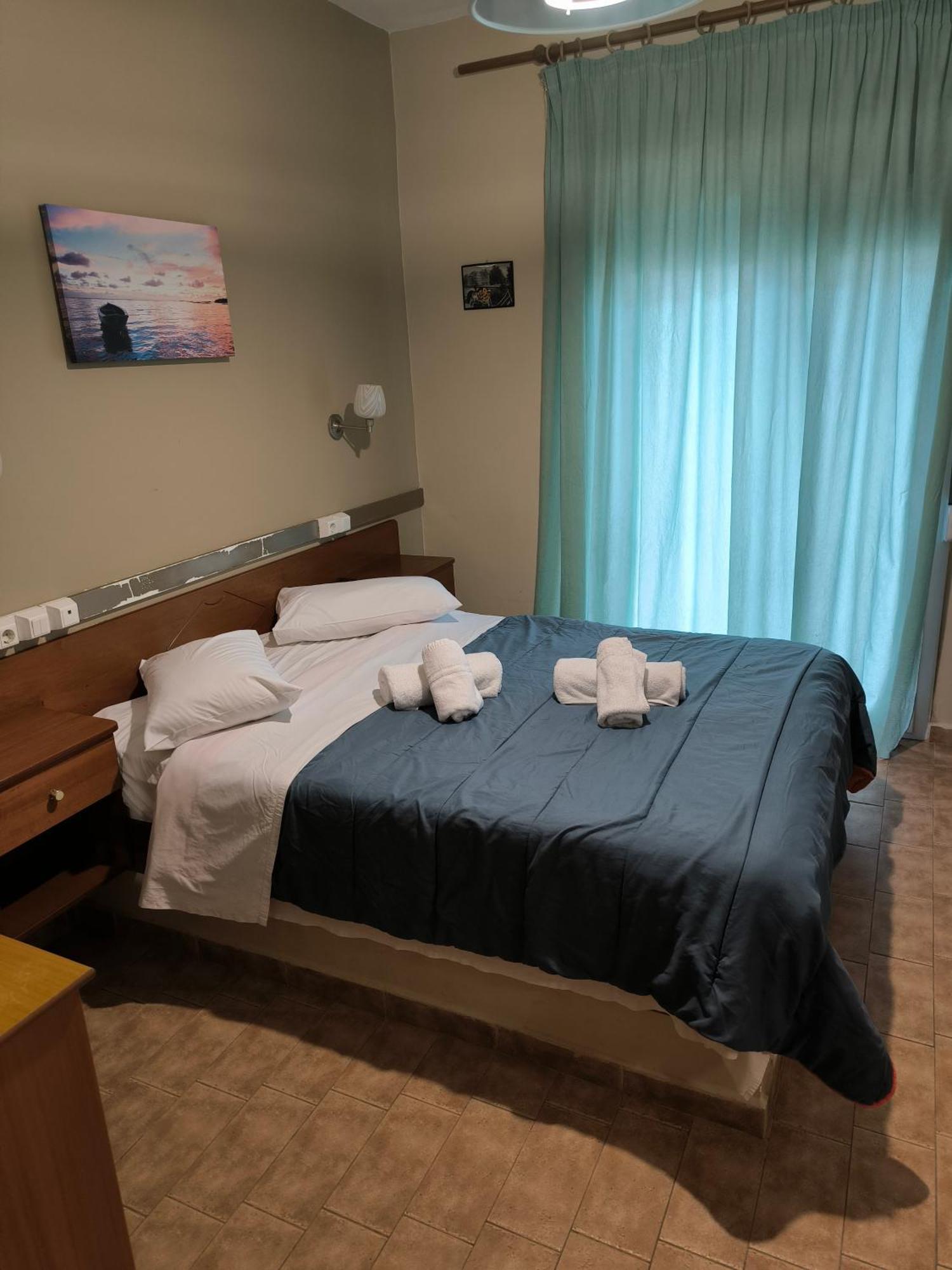 Hotel Almira Agía Triás Luaran gambar