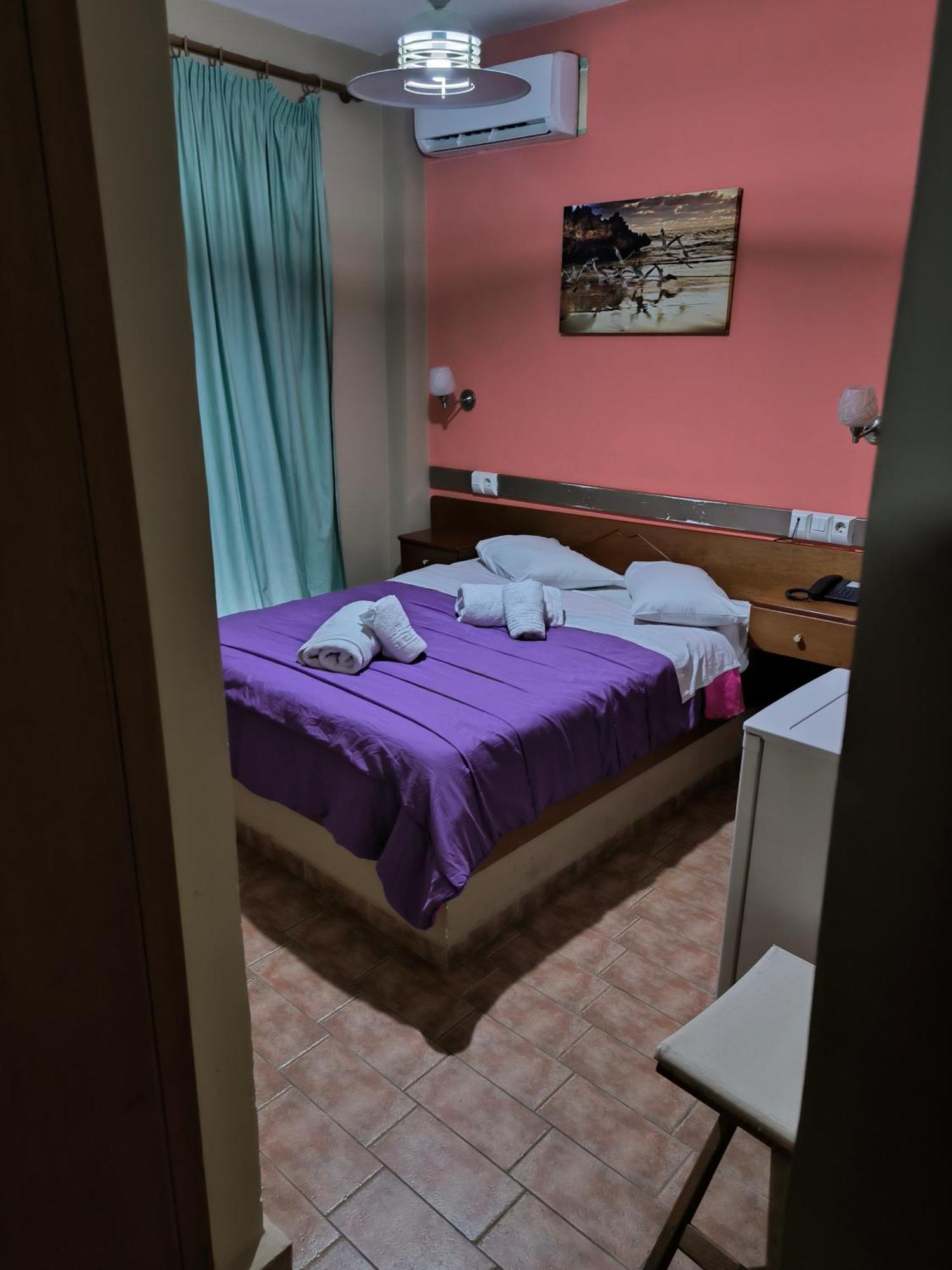 Hotel Almira Agía Triás Luaran gambar