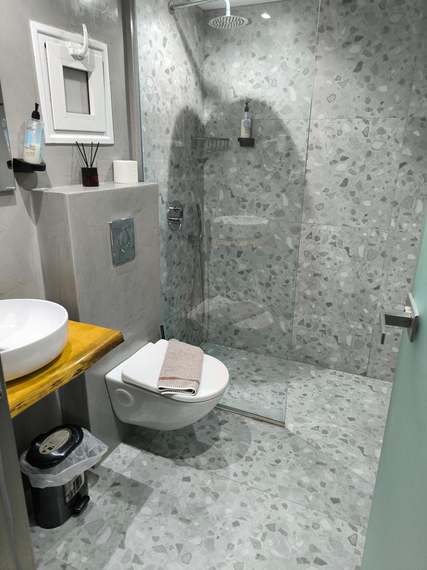 Hotel Almira Agía Triás Luaran gambar